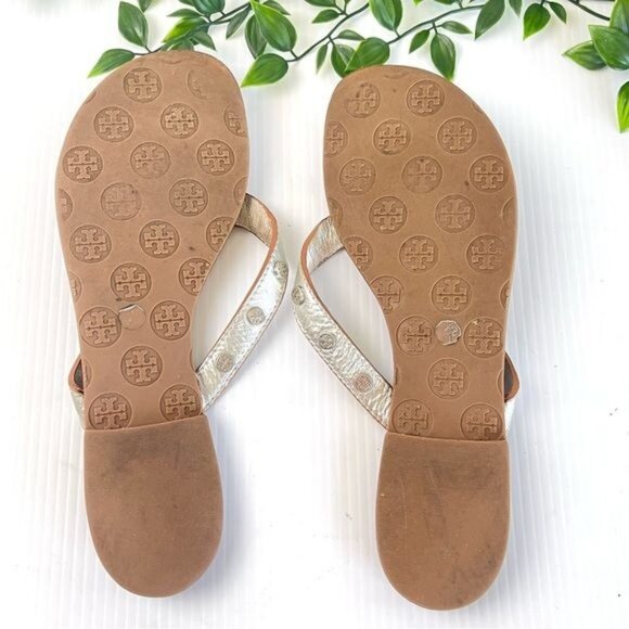 Tory Burch Ricki Studded Sandals Thong Flip Flops Grey Leather Flats 10 - Picture 6 of 9